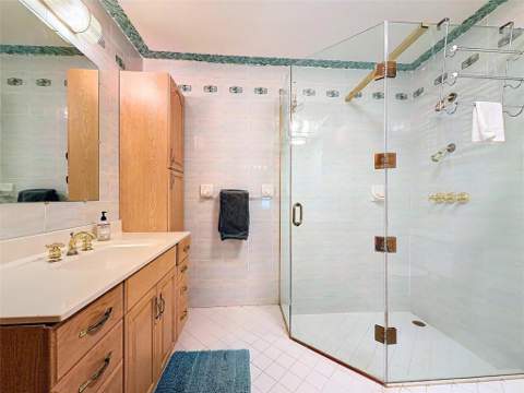 241 Corsair Avenue, Lauderdale-By-The-Sea FL - photo 14 of 17