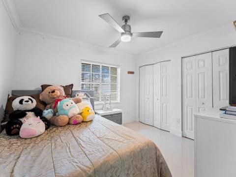 181 SW 203rd Avenue, Pembroke Pines FL - photo 12 of 22