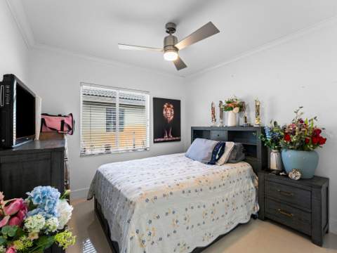 181 SW 203rd Avenue, Pembroke Pines FL - photo 14 of 22
