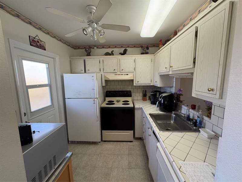 2 bedroom Condominium at 3506 NW 49th Avenue #604, Hawaiian Garden, Lauderdale Lakes — photo 5