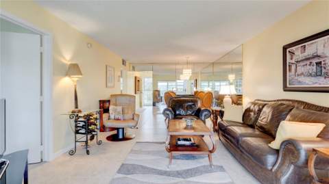 1501 S Ocean Boulevard #325, Lauderdale-By-The-Sea FL - photo 6 of 35
