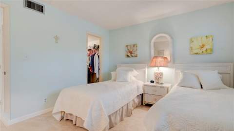 1501 S Ocean Boulevard #325, Lauderdale-By-The-Sea FL - photo 15 of 35