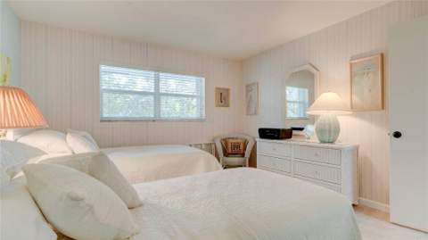 1501 S Ocean Boulevard #325, Lauderdale-By-The-Sea FL - photo 16 of 35