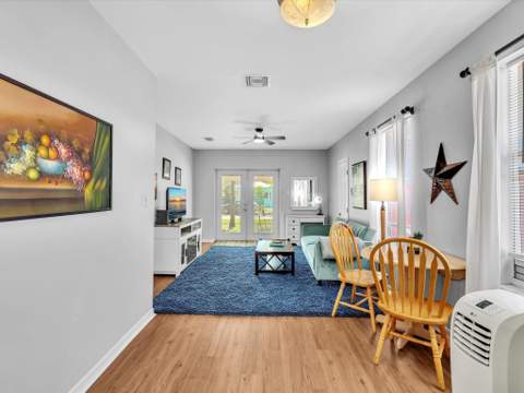 1835 Roosevelt Street, Hollywood FL - photo 15 of 49