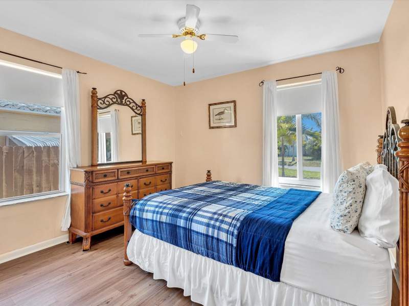 3 bedroom Single Family Residence at 1835 Roosevelt Street, Frank C Dickey Sub 11-8 B, Hollywood — photo 5