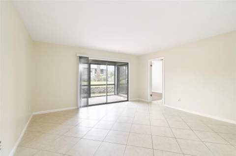8163 SE Croft Circle #C-5, Hobe Sound FL - photo 9 of 28