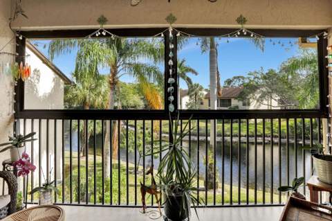 3273 Carambola Circle #23137, Pompano Beach FL - photo 18 of 47