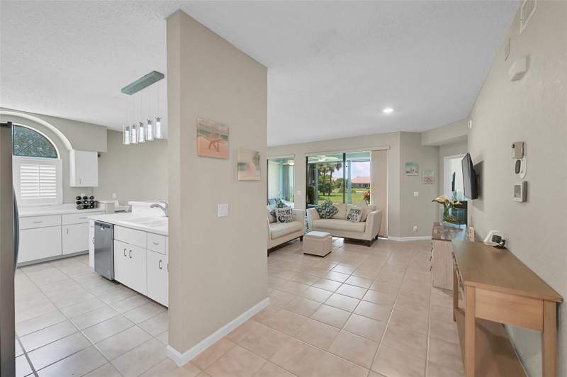 2 bedroom Condominium at 8049 Aberdeen Drive #101, Stratford at Aberdeen, Boynton Beach — photo 4