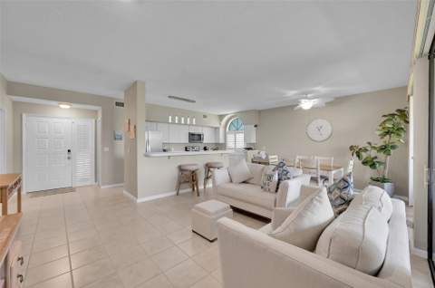 8049 Aberdeen Drive #101, Boynton Beach FL - photo 9 of 56