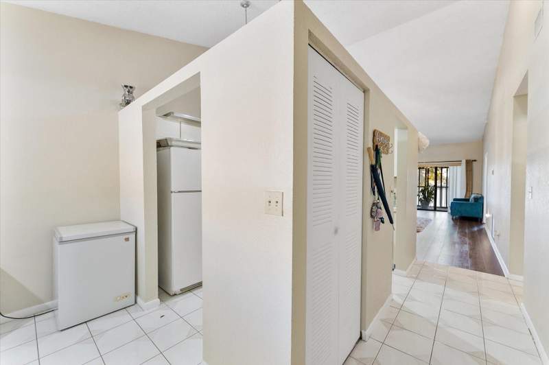 2 bedroom Condominium at 3100 NW 46th Street #203, Mira Lago, Oakland Park — photo 4