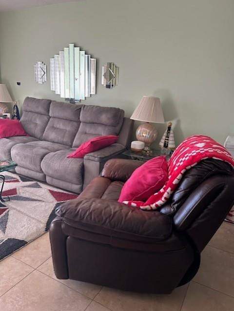 2811 Somerset Drive #316, Lauderdale Lakes FL - photo 8 of 26