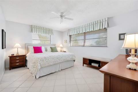 7787 Golf Circle Drive #312, Margate FL - photo 10 of 22