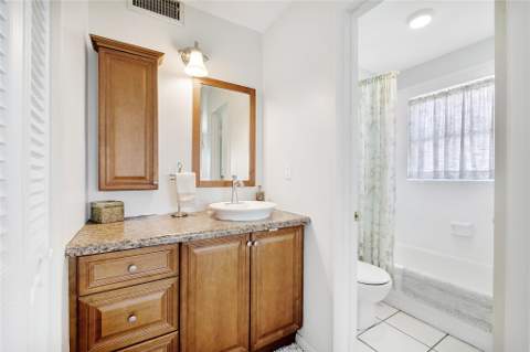 7787 Golf Circle Drive #312, Margate FL - photo 11 of 22