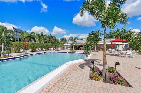 7787 Golf Circle Drive #312, Margate FL - photo 20 of 22