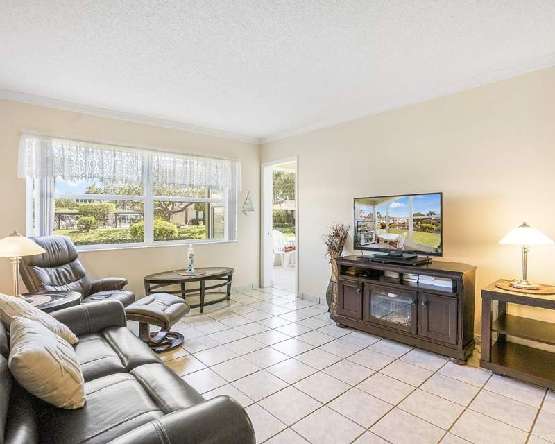 1 bedroom Condominium at 3400 NW 48th Avenue #407, Umbra Gardens, Lauderdale Lakes — photo 4