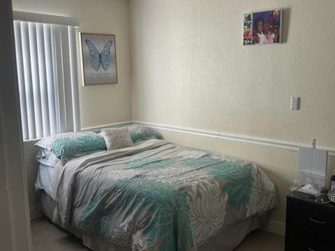 1281 SW 85th Avenue, Pembroke Pines FL - photo 13 of 19