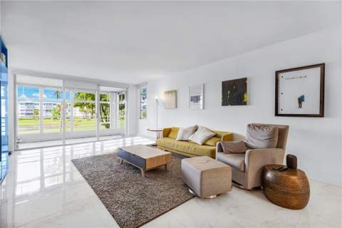 805 Cypress Boulevard #210, Pompano Beach FL - photo 8 of 22