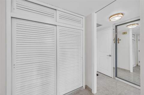 3700 Galt Ocean Drive #1114, Fort Lauderdale FL - photo 14 of 38