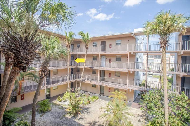 2 bedroom Condominium at 2850 Somerset Drive #307L, Somerset At Lauderdale La, Lauderdale Lakes — photo 3