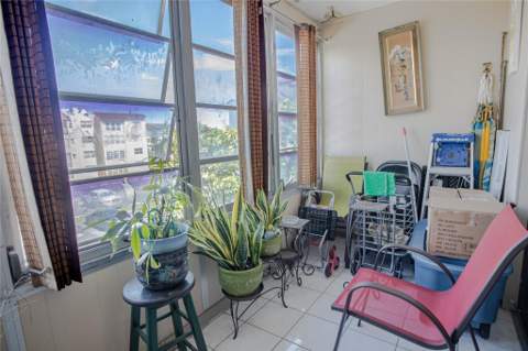 2850 Somerset Drive #307L, Lauderdale Lakes FL - photo 10 of 34