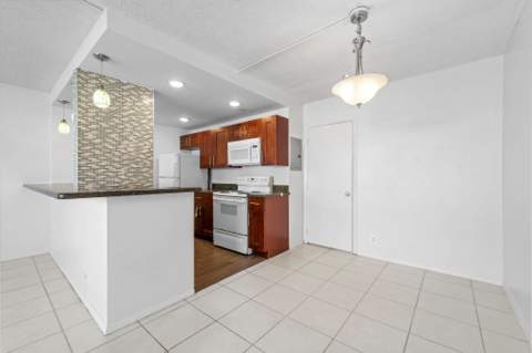 625 Antioch Avenue #104, Fort Lauderdale FL - photo 8 of 19