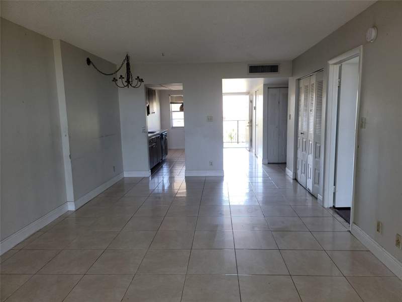 2 bedroom Condominium at 3121 NW 47th Terrace #403, Cypress Chase North 4 Con, Lauderdale Lakes — photo 5
