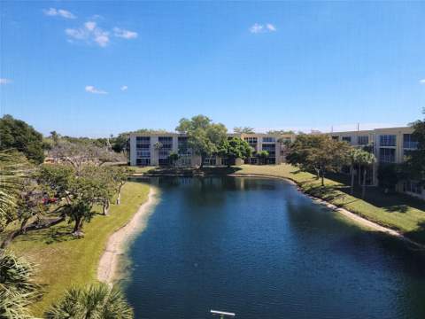 3121 NW 47th Terrace #403, Lauderdale Lakes FL - photo 17 of 17