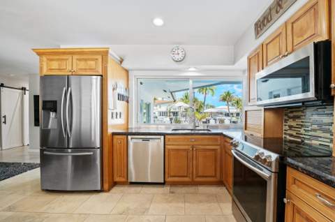 2821 NE 9th Court, Pompano Beach FL - photo 13 of 41