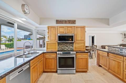 2821 NE 9th Court, Pompano Beach FL - photo 14 of 41