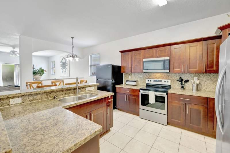 4 bedroom Single Family Residence at 1816 SW 21st Street, Osceola Park 9-46 B, Fort Lauderdale — photo 5