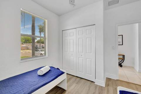 1816 SW 21st Street, Fort Lauderdale FL - photo 21 of 36