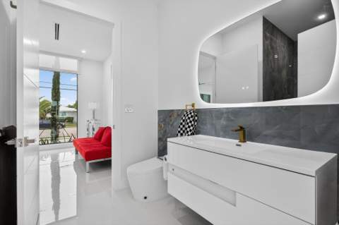 1205 Avocado Isle, Fort Lauderdale FL - photo 20 of 37