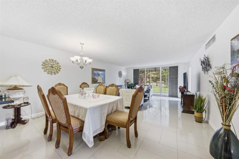 3 bedroom Condominium at 3000 S Course Drive #201, Palm-Aire, Pompano Beach — photo 4