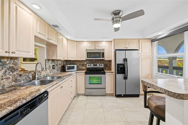 2 bedroom Condominium at 3501 Bimini Lane #D4, Wynmoor Cc, Coconut Creek — photo 3