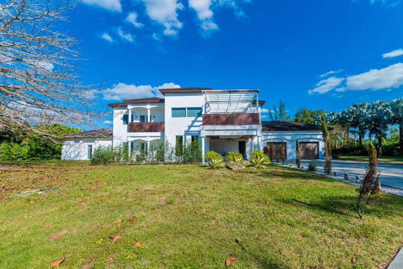 8 bedroom Single Family Residence at 4501 SW 143rd Avenue, Country Club Ranches Sec, Miramar — photo 2