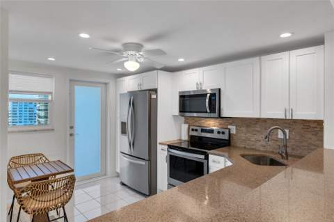 750 N Ocean Boulevard #1503, Pompano Beach FL - photo 6 of 42