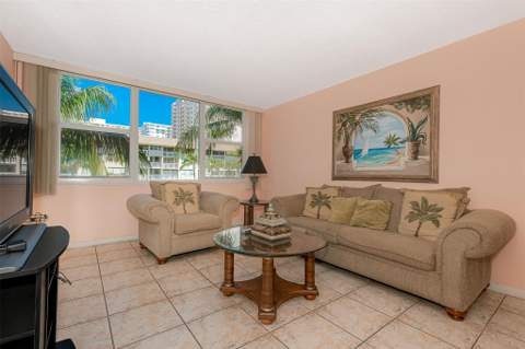 1891 S Ocean Drive #207, Hallandale Beach FL - photo 9 of 23