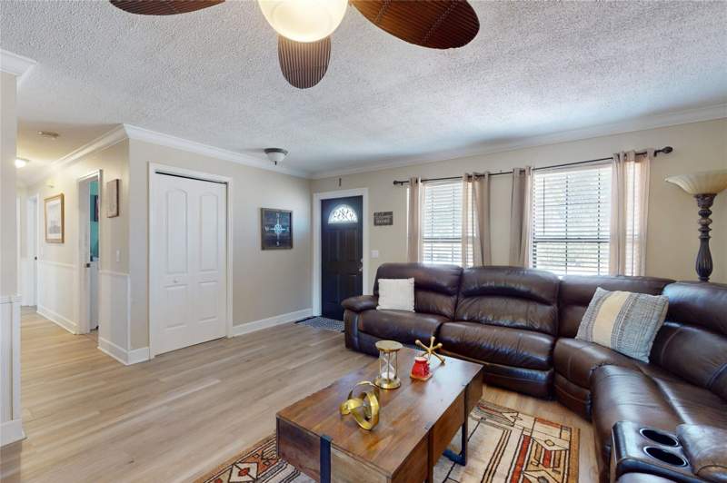 3 bedroom Single Family Residence at 7105 Coquina Avenue, Lakewood Park, Fort Pierce — photo 2