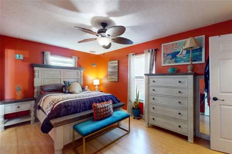 7105 Coquina Avenue, Fort Pierce FL - photo 10 of 37