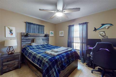 7105 Coquina Avenue, Fort Pierce FL - photo 14 of 37