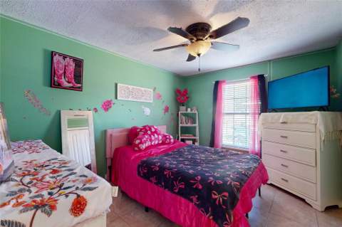 7105 Coquina Avenue, Fort Pierce FL - photo 16 of 37