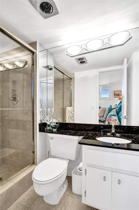 303 N Riverside Drive #Ph3, Pompano Beach FL - photo 18 of 32