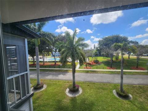 4900 Washington Street #309, Hollywood FL - photo 14 of 29