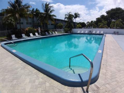4900 Washington Street #309, Hollywood FL - photo 20 of 29