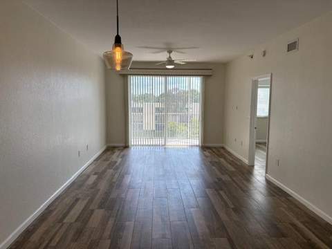 7611 Southampton Terrace #407, Tamarac FL - photo 10 of 36