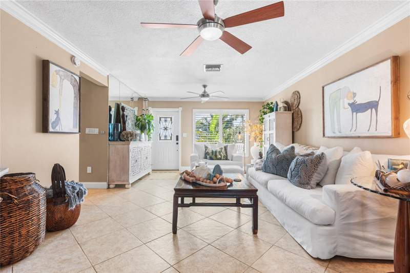 3 bedroom Single Family Residence at 3141 NW 68 Court, Palm-Aire Village West, Fort Lauderdale — photo 3