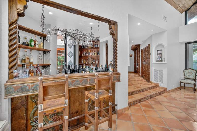 7 bedroom Single Family Residence at 5720 SW 33rd Terrace, Oak Point, Hollywood — photo 5