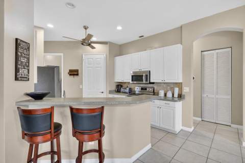 544 SW Lake Manatee Way, Port St. Lucie FL - photo 12 of 40