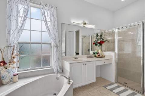 544 SW Lake Manatee Way, Port St. Lucie FL - photo 19 of 40