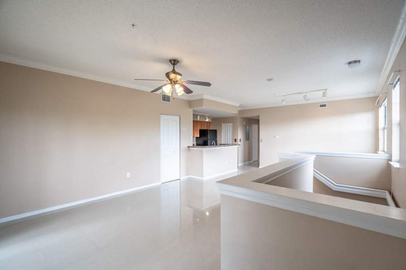 1 bedroom Condominium at 5800 W Sample Road #308, Poinciana, Coral Springs — photo 5
